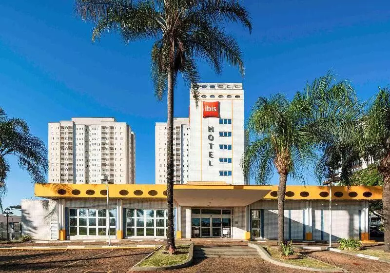 בית מלון כפרי Ibis Sao Carlos