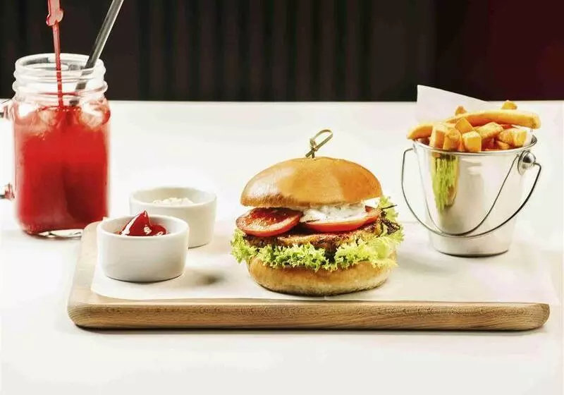 בית מלון כפרי Ibis Warszawa Stare Miasto