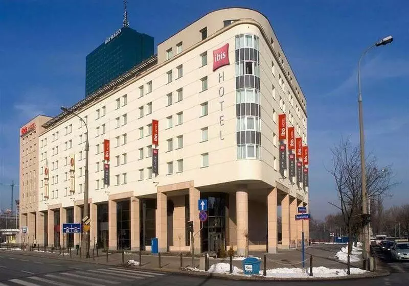 בית מלון כפרי Ibis Warszawa Stare Miasto