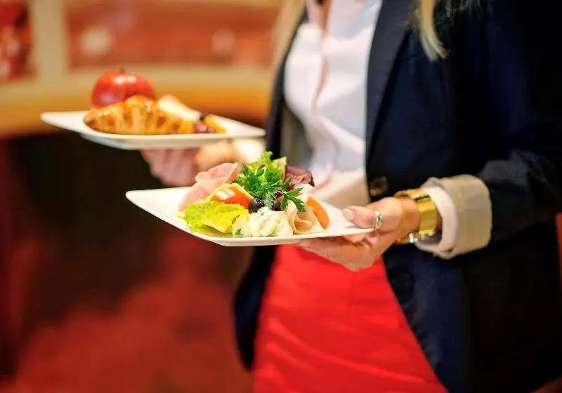 בית מלון כפרי Ibis Warszawa Stare Miasto