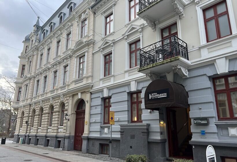 هتل L Stadsparken