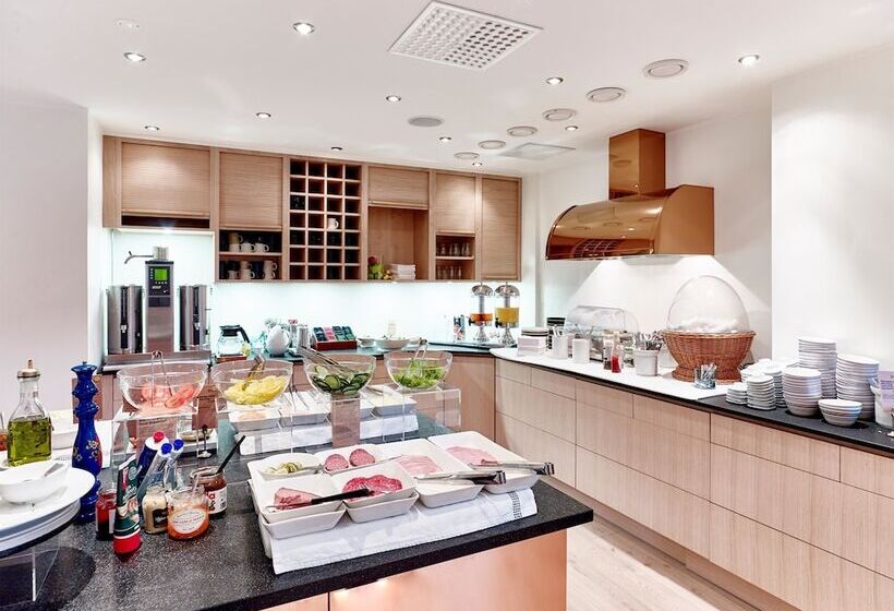 هتل L Stadsparken