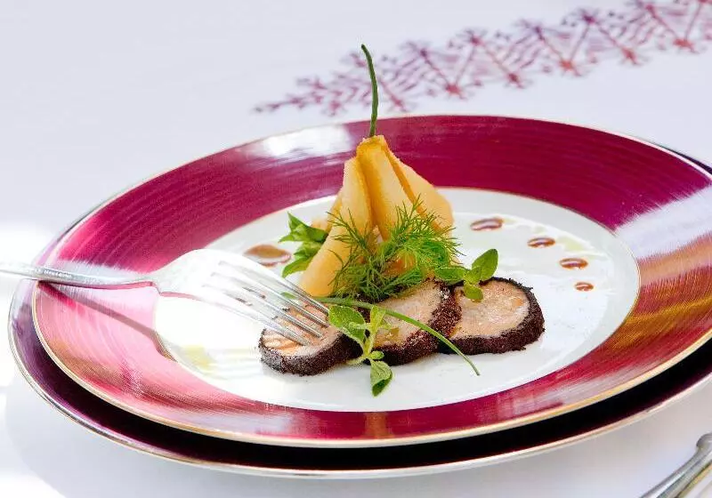 هتل La Villa Des Orangers   Relais & Châteaux