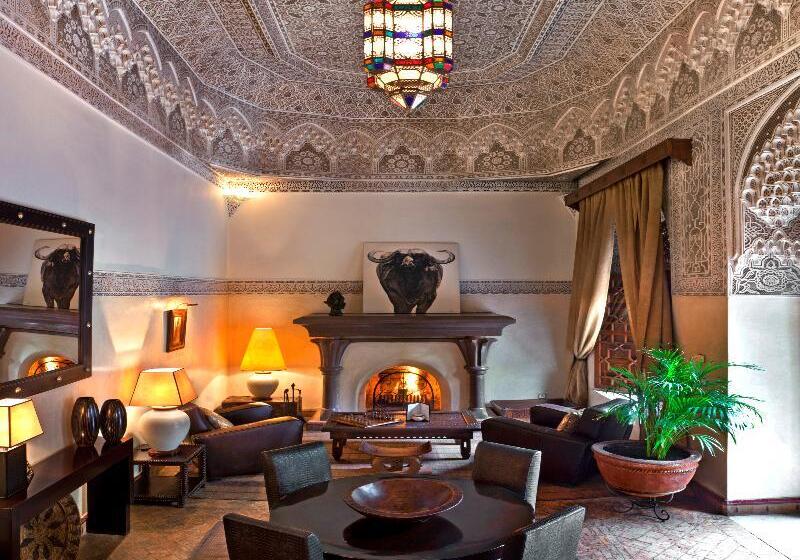 Hotel La Villa Des Orangers   Relais & Châteaux