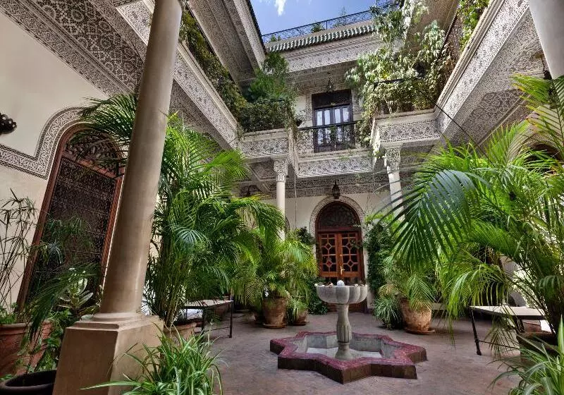 هتل La Villa Des Orangers   Relais & Châteaux