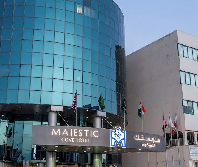 هتل Majestic Cove