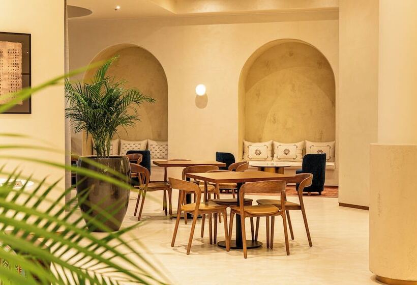 酒店 Majestic Cove