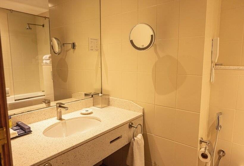 酒店 Majestic Cove