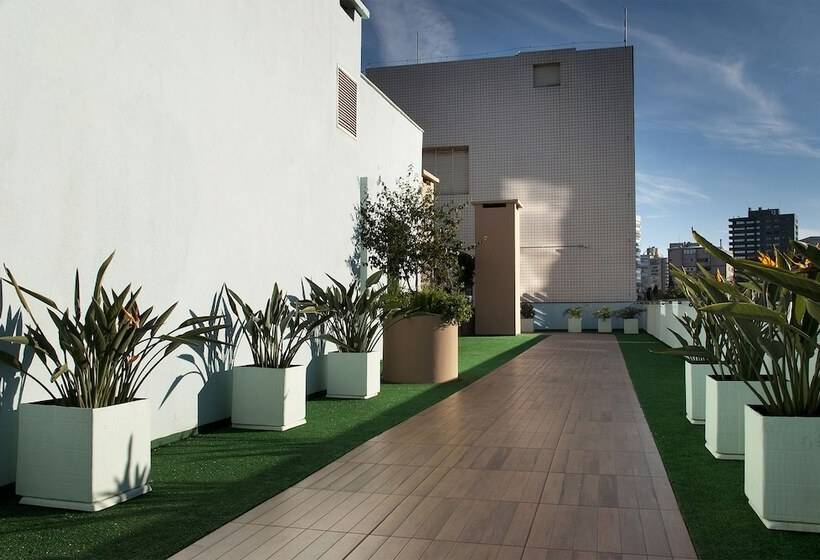 Master Porto Alegre Hotel   Av Carlos Gomes, Próximo Ao Consulado Americano