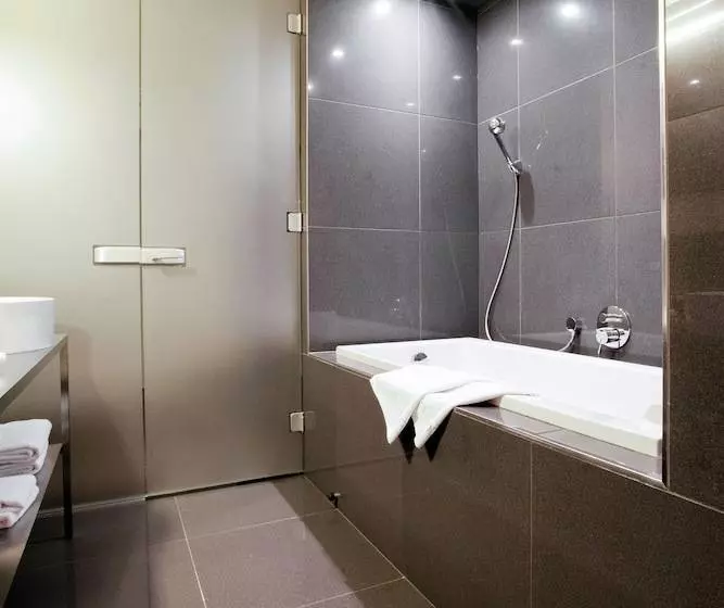 Szálloda Old Town Square Residence By Emblem