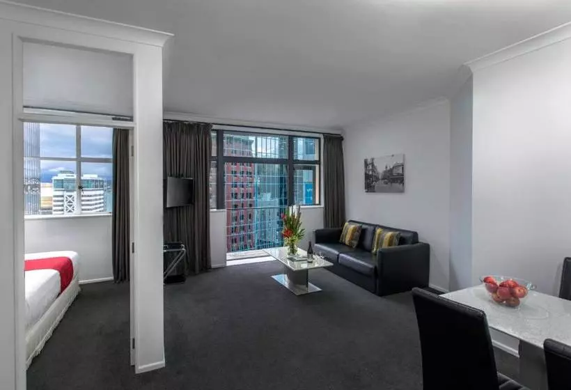 Отель Quest On The Terrace Serviced Apartments