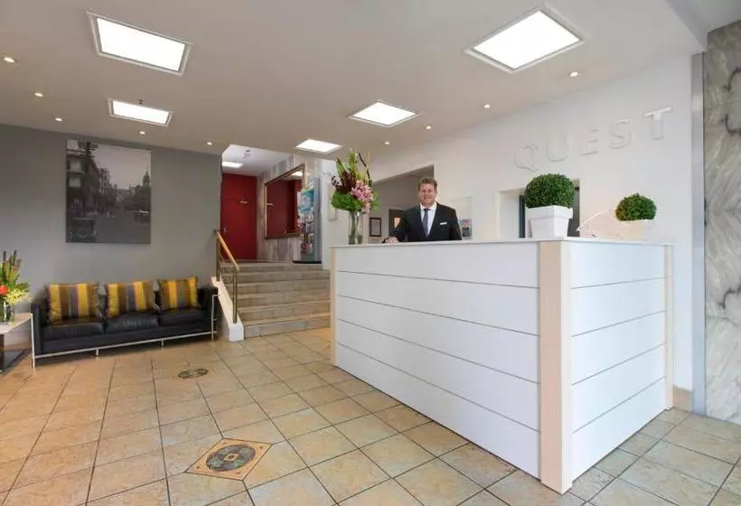 Отель Quest On The Terrace Serviced Apartments