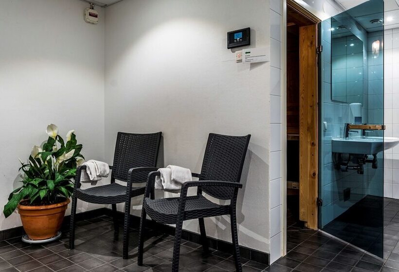 Отель Scandic Swania