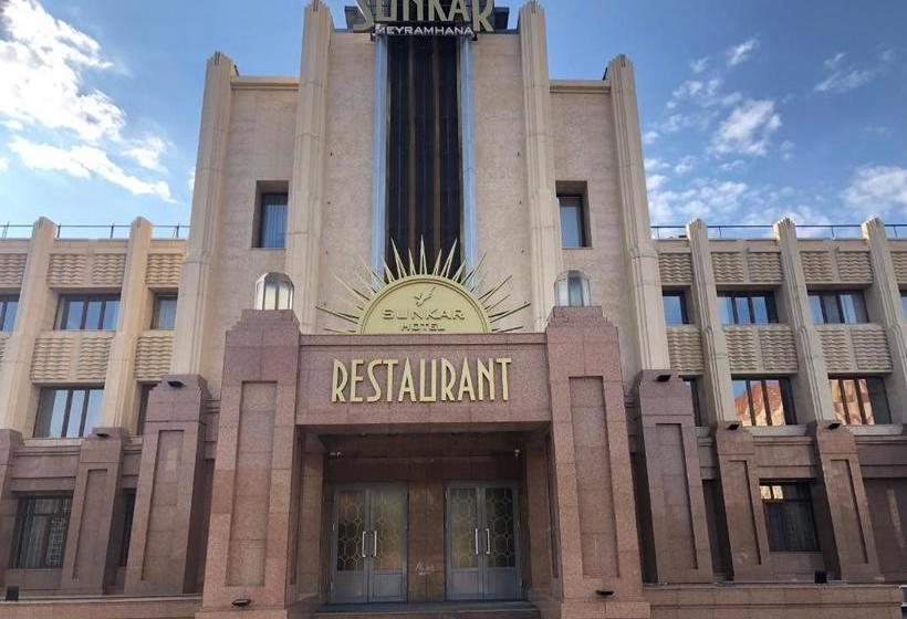 هتل Sunkar