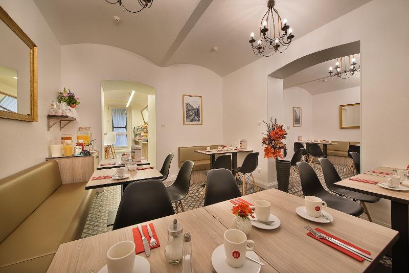 هتل Suite Home Prague