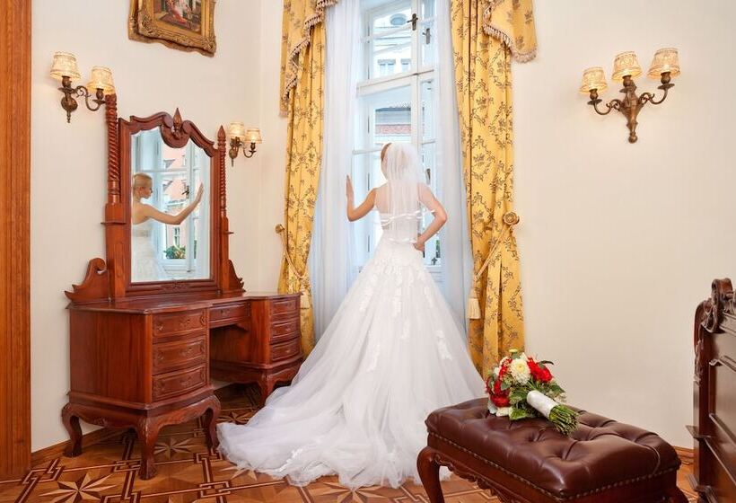 هتل U Prince Prague By Bhg