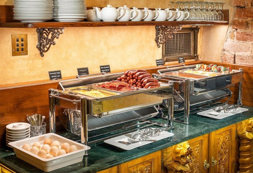 هتل U Prince Prague By Bhg