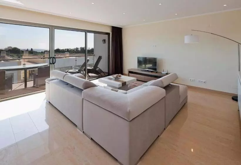 Курорт Vila Castelo Parque