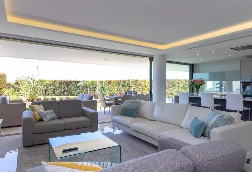 Курорт Vila Castelo Parque