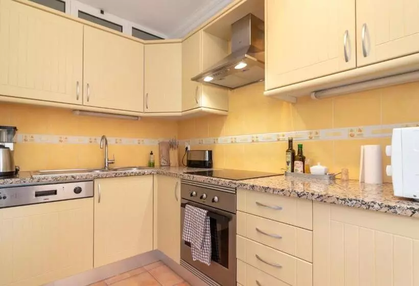 Курорт Vila Castelo Parque