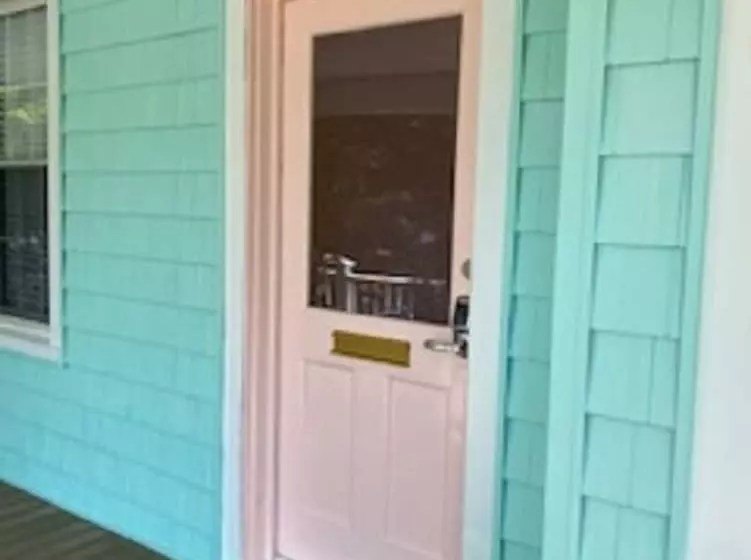 Retkeilymaja Saltwater Inn