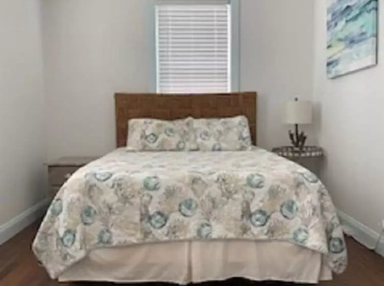 Retkeilymaja Saltwater Inn