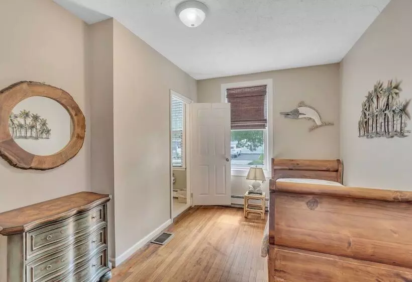 Retkeilymaja Saltwater Inn