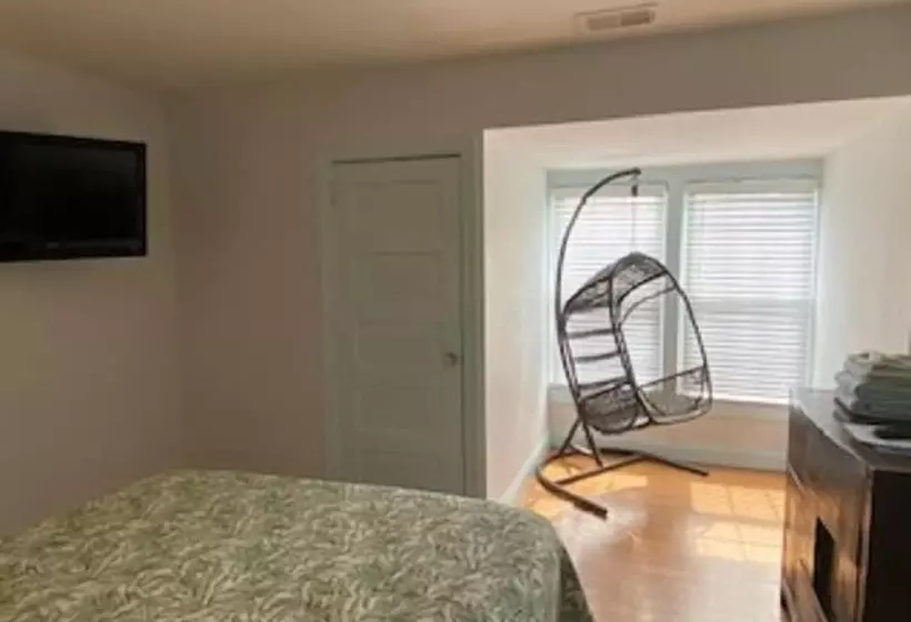 Retkeilymaja Saltwater Inn