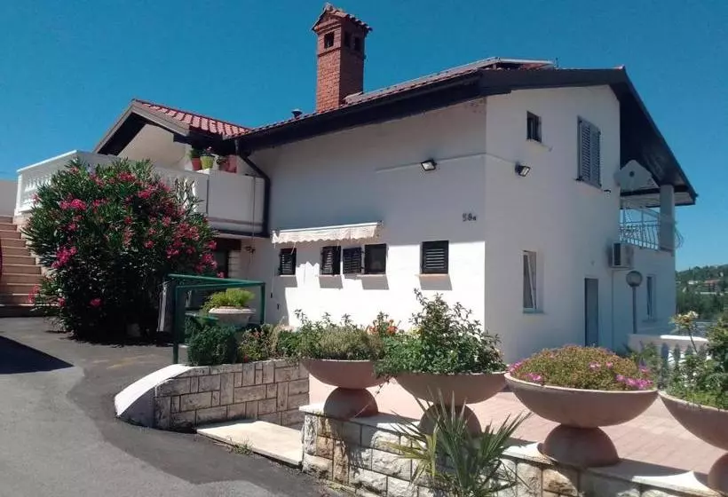 تختخواب و صبحانه Guest Accommodation Palma
