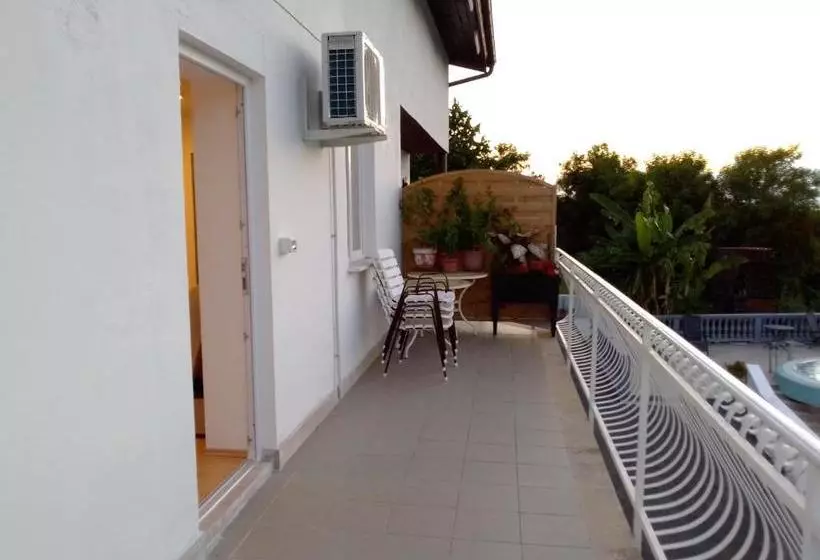 تختخواب و صبحانه Guest Accommodation Palma