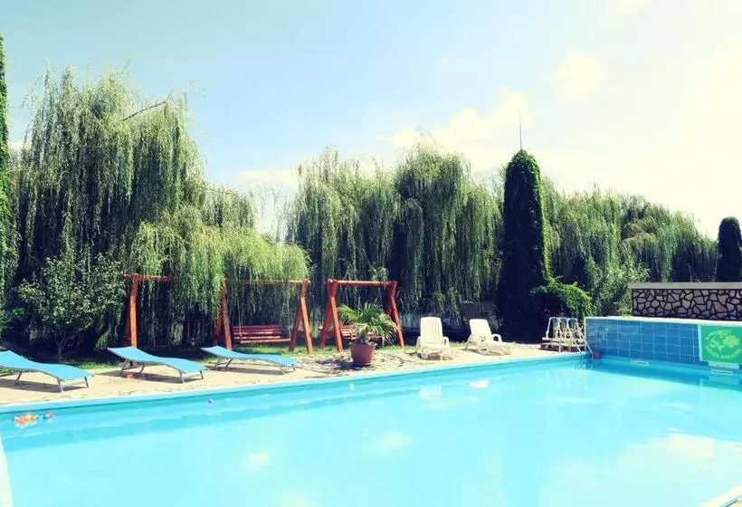 هتل Delta Paradis Resort