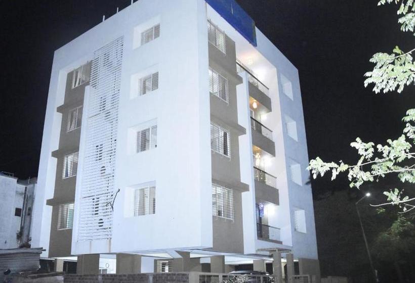 هتل Fab Nido Residency