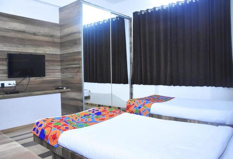 هتل Fab Nido Residency