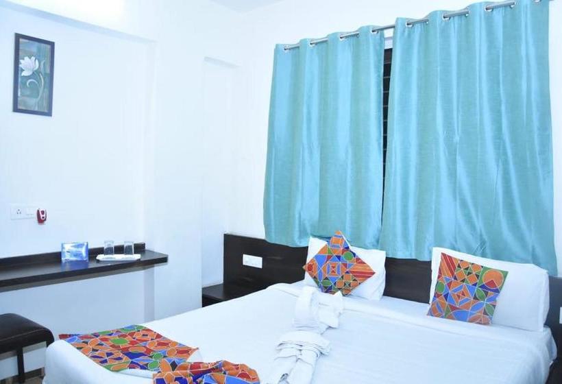 هتل Fab Nido Residency