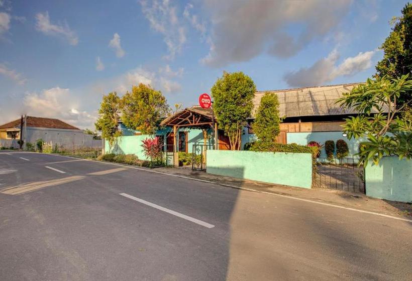 בית מלון כפרי Oyo 3834 House Tien