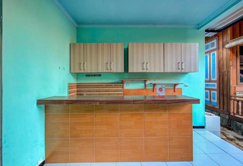 בית מלון כפרי Oyo 3834 House Tien