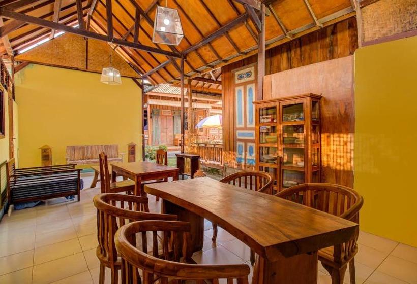 בית מלון כפרי Oyo 3834 House Tien