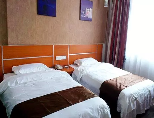 Thank Inn Chain Hotel Central Square Baiou Garden