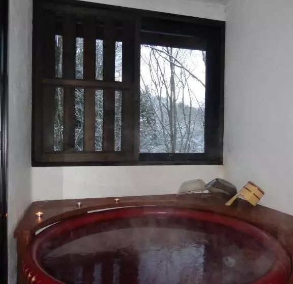 پانسیون Hakuba Matata Lodge