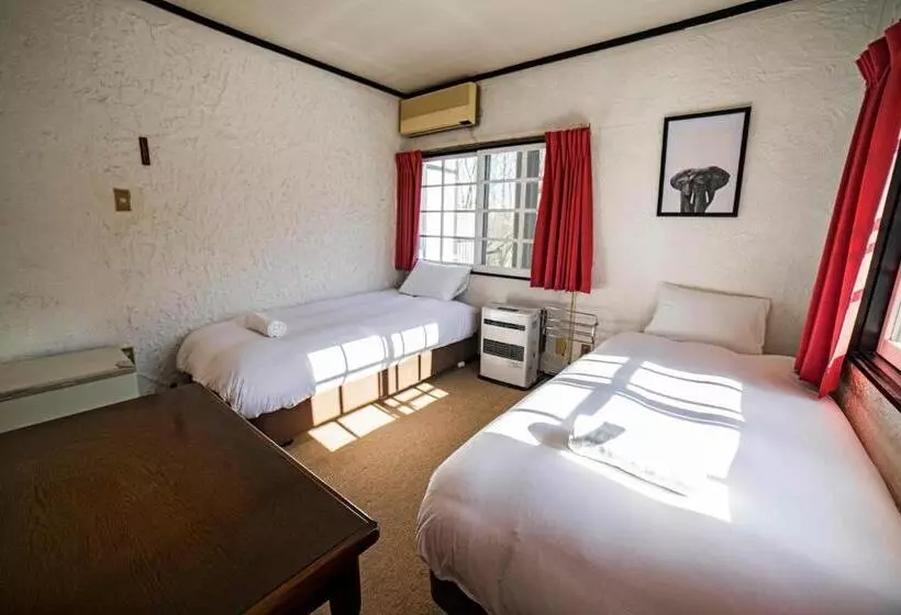 پانسیون Hakuba Matata Lodge