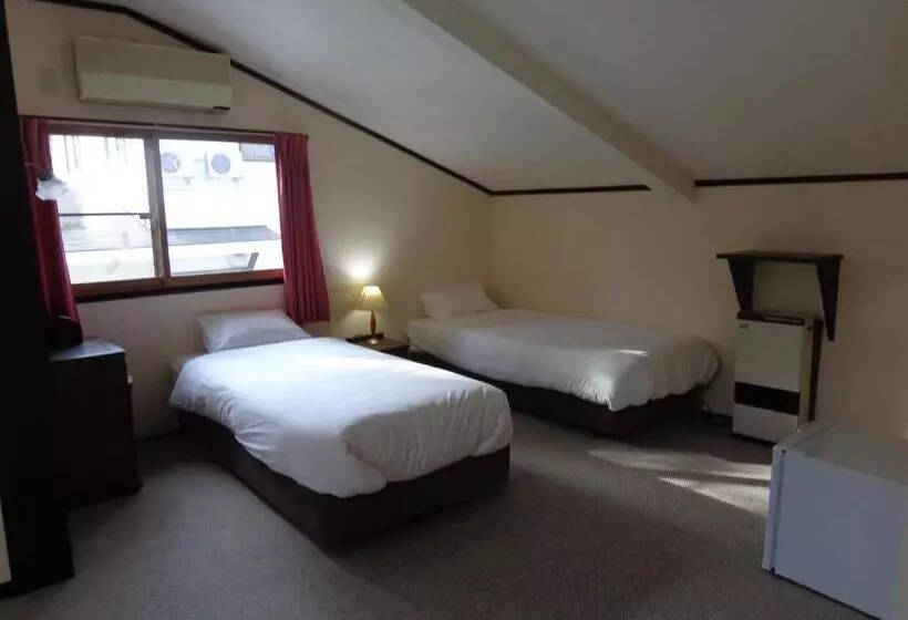 پانسیون Hakuba Matata Lodge