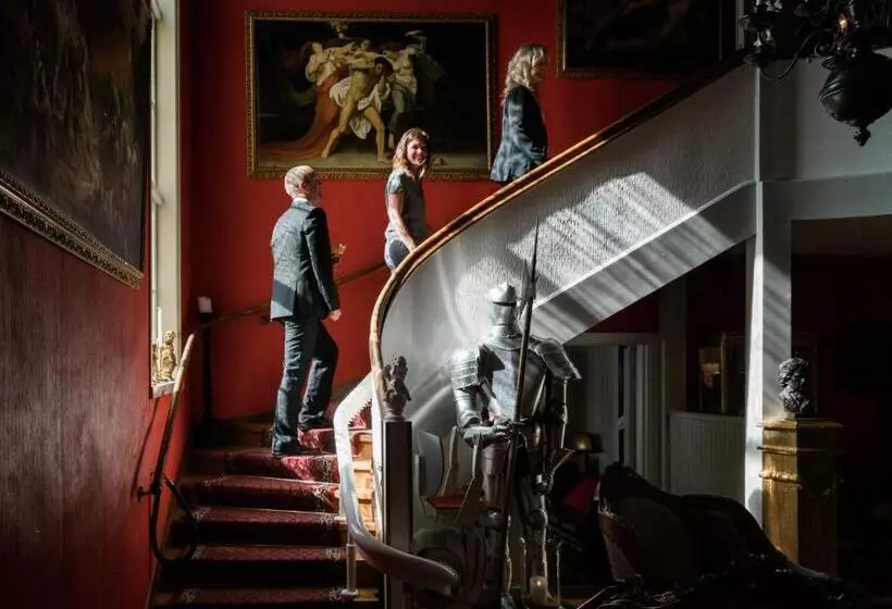 Aamiaismajoitus (B&B) Wedevågs Herrgård