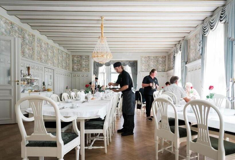 Bed and Breakfast Wedevågs Herrgård