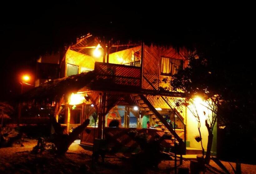 Bed & Breakfast Wipeout Cabaña Restaurant