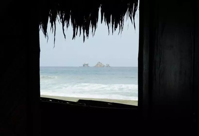 Aamiaismajoitus (B&B) Wipeout Cabaña Restaurant