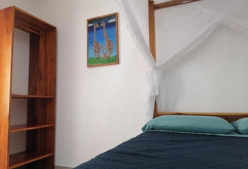 Bed & Breakfast Wipeout Cabaña Restaurant