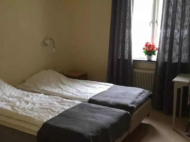 Brålanda Hotell Och Vandrarhem