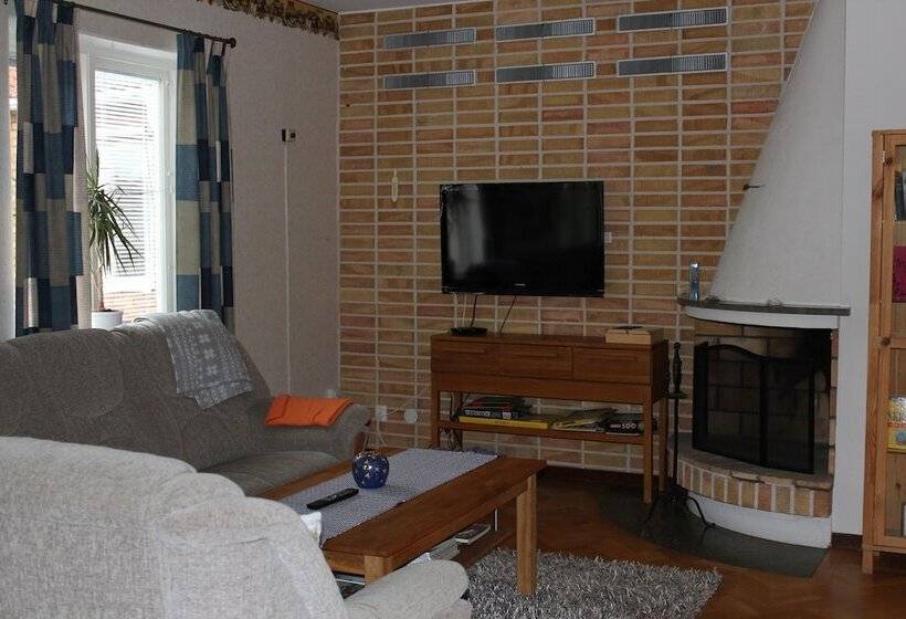 Brålanda Hotell Och Vandrarhem