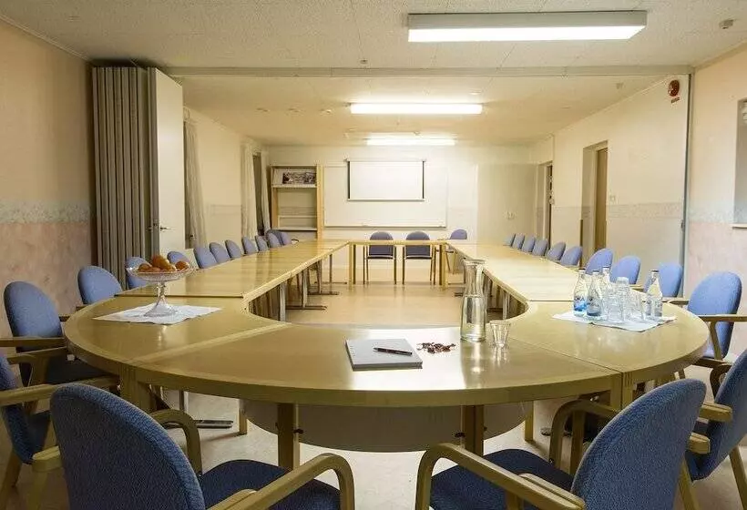 Brålanda Hotell Och Vandrarhem