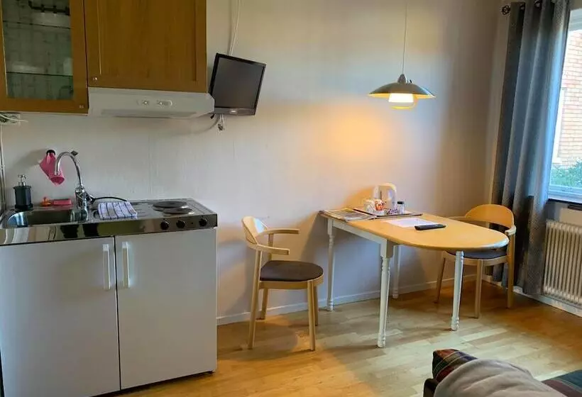 Brålanda Hotell Och Vandrarhem